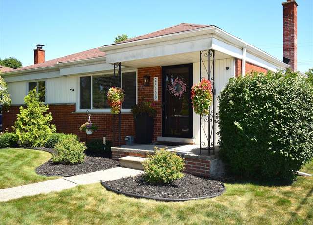 Property at 25900 Cubberness St, St Clair Shores, MI 48081, 3 beds, 1.5 baths