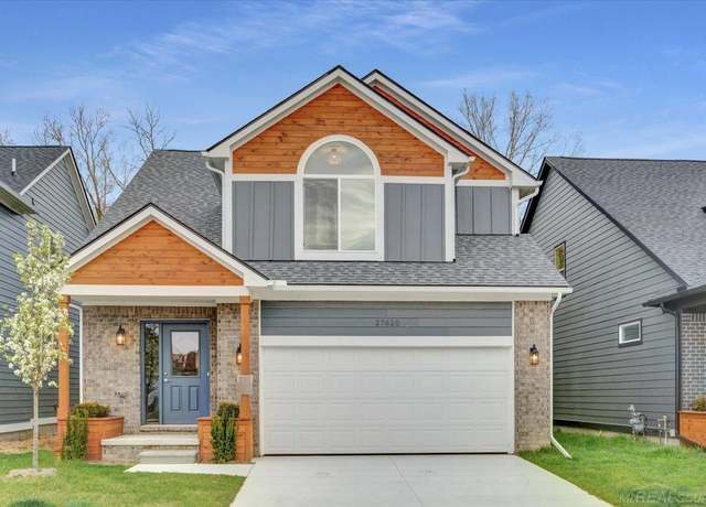 Property at 27620 Maryjane Lane Ln E, Chesterfield, MI 48047, 3 beds, 2.5 baths