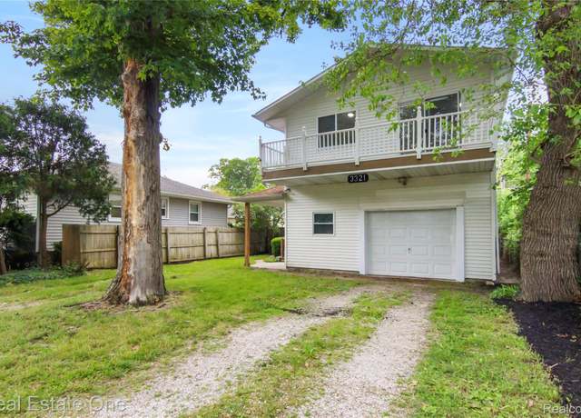 Property at 3321 Stone St, Port Huron, MI 48060, 3 beds, 1.5 baths