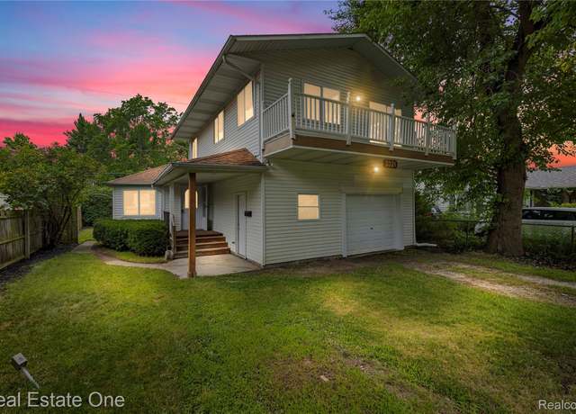 Property at 3321 Stone St, Port Huron, MI 48060, 3 beds, 1.5 baths