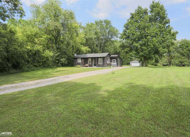Property at 71850 Coon Creek Rd, Armada, MI 48005, 2 beds, 1 bath