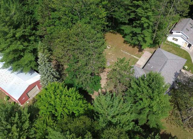 Property at 20600 Rhodes Rd, Interlochen, MI 49643, 2 beds, 1.5 baths