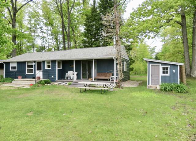 Property at 6248 Howard St, Gladwin, MI 48624, 2 beds, 1 bath