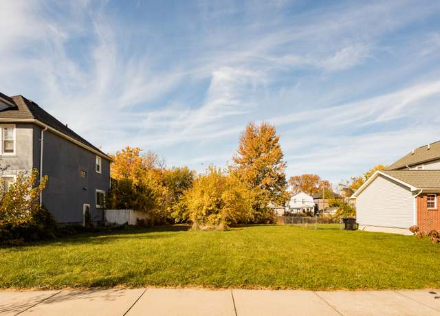 Property at 553 Alger St, Detroit, MI 48202, 2 baths