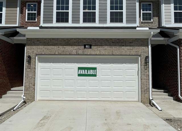 Property at 803 Balmoral Ln Ln, Troy, MI 48085, 3 beds, 2.5 baths