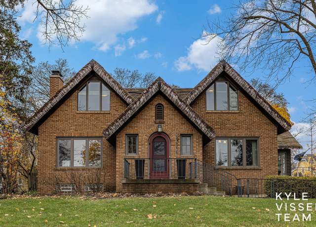 Property at 2346 Lake Dr SE, East Grand Rapids, MI 49506, 7 beds, 6 baths