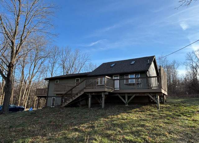 Property at 4318 Olive Branch Rd, Galien, MI 49113, 4 beds, 3 baths