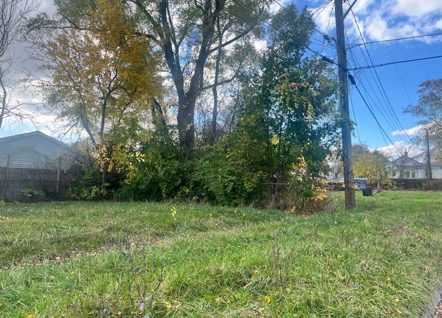 Property at 16 Liberty Ct, Monroe, MI 48161