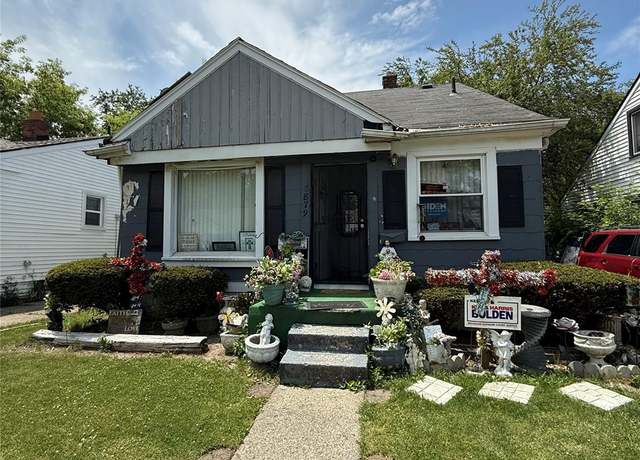Property at 8879 Minock St, Detroit, MI 48228, 3 beds, 1 bath