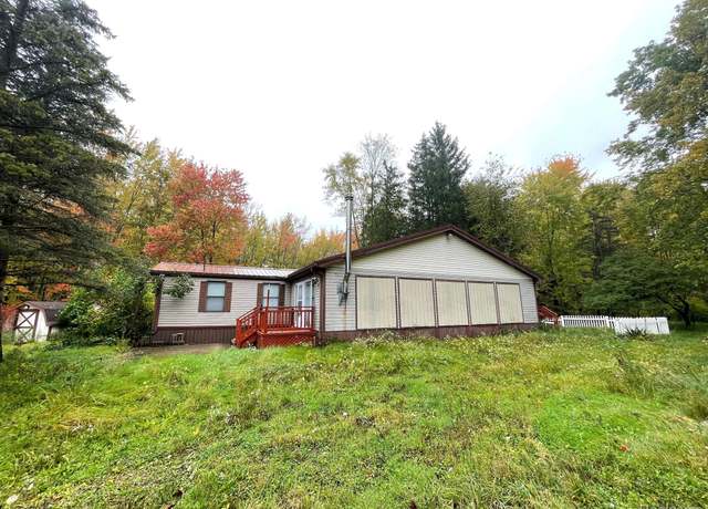 Property at 3148 Oneil Rd, Kenockee, MI 48006, 2 beds, 2 baths