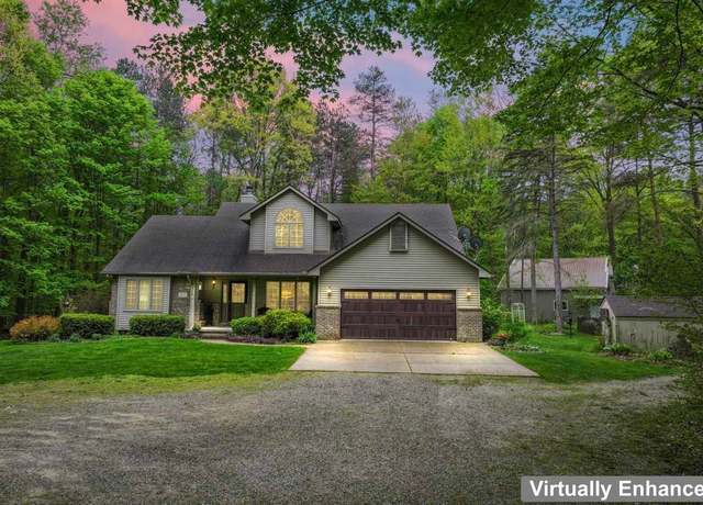 Property at 1104 S Wilder Rd, Lapeer, MI 48446, 3 beds, 2.5 baths