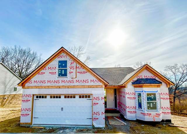 Property at 4580 Stillmeadow Dr, Howell, MI 48843, 4 beds, 3.5 baths