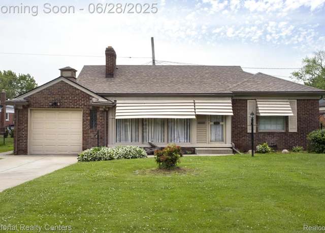 Property at 20216 E 11 Mile Rd, St Clair Shores, MI 48081, 2 beds, 1 bath