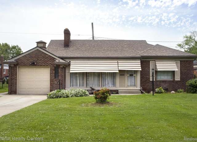 Property at 20216 E 11 Mile Rd, St Clair Shores, MI 48081, 2 beds, 1 bath