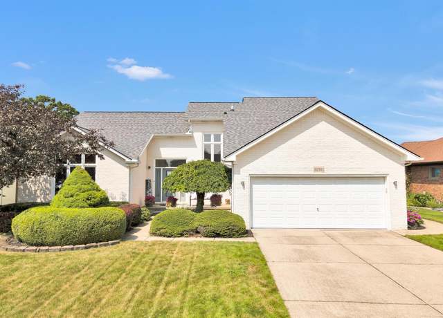 Property at 51721 Blue Spruce Dr, Macomb, MI 48042, 4 beds, 2.5 baths