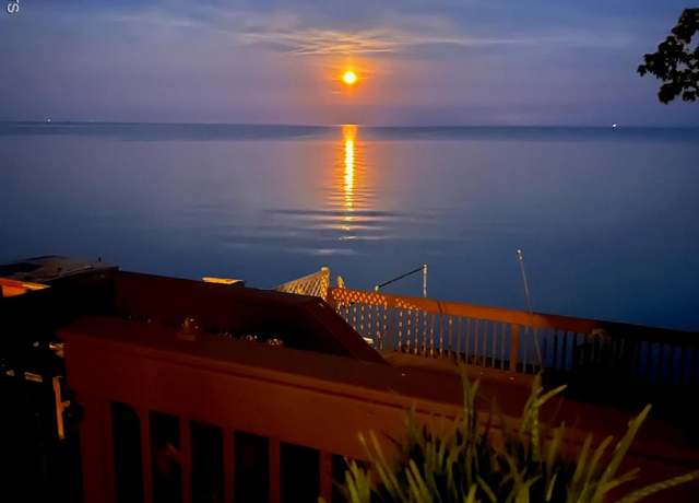 Property at 7888 Lakeshore Dr, Estral Beach Village, MI 48166, 3 beds, 2 baths