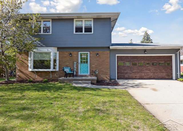 Property at 2413 Judith Ct, Midland, MI 48642, 4 beds, 2.5 baths