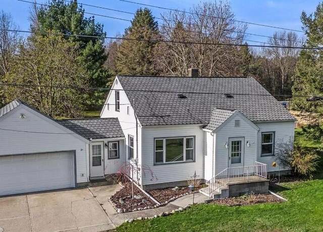 Property at 1579 W Mcmillan Rd, Muskegon, MI 49445, 4 beds, 1 bath