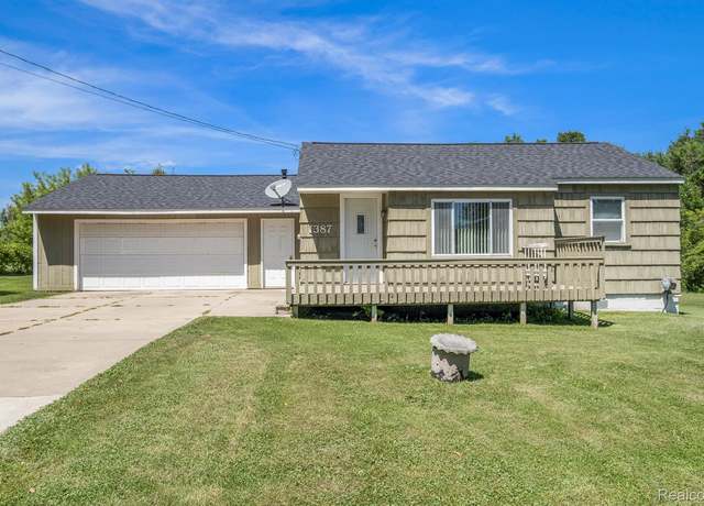 Property at 1387 E Grand Blanc Rd, Grand Blanc, MI 48439, 2 beds, 1 bath