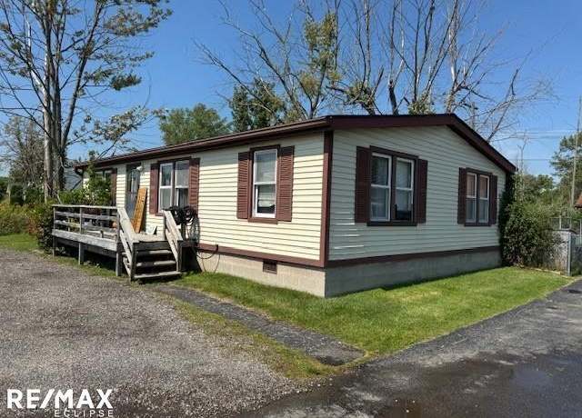 Property at 5218 Pointe Tremble Rd, Algonac, MI 48001, 3 beds, 2 baths