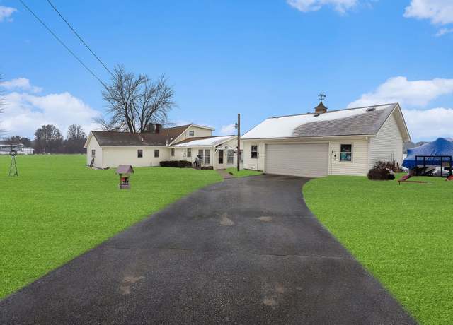 Property at 4518 1/2 Nipigon, Gladwin, MI 48624, 3 beds, 2 baths