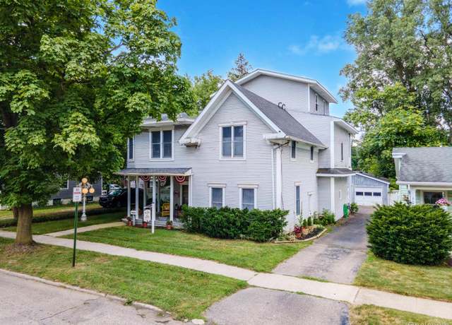 Property at 108 College St, Holly, MI 48442, 4 beds, 2.5 baths