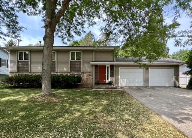 Property at 715 N Bradley Rd, Mt Pleasant, MI 48858, 4 beds