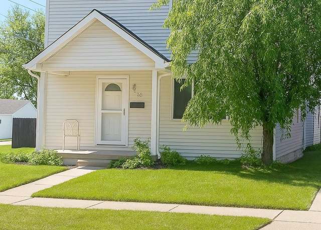 Property at 2205 Regina Ave, Lincoln Park, MI 48146, 3 beds, 2 baths