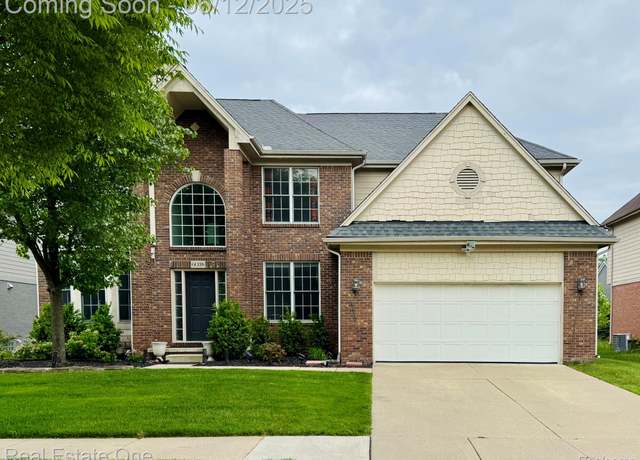 Property at 6038 Mayapple Dr, Troy, MI 48085, 4 beds, 3.5 baths