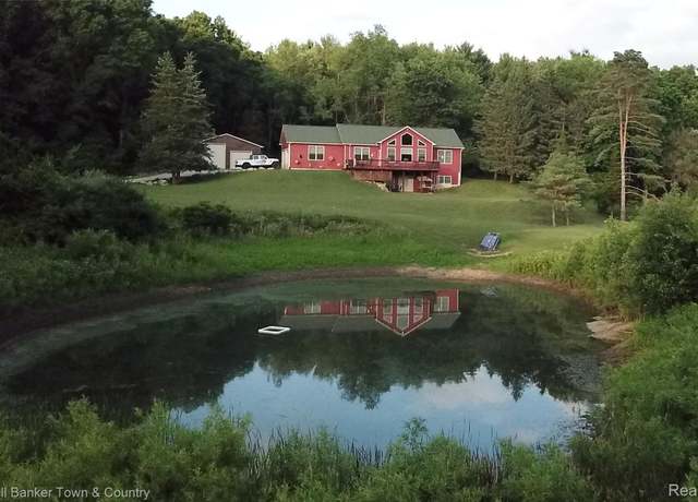 Property at 2223 Hidden Valley Rd, Howell, MI 48843, 3 beds, 3.5 baths