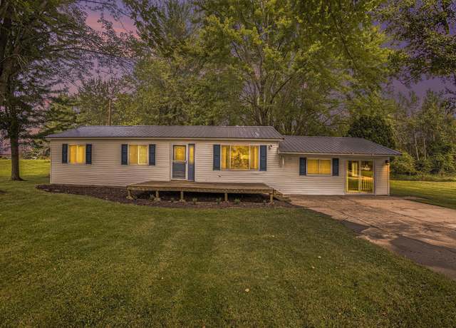 Property at 9486 Miramichi Dr, Evart, MI 49631, 3 beds, 1 bath