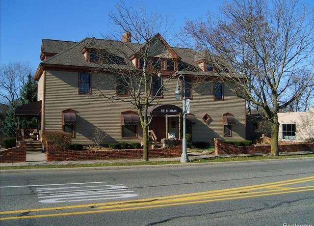 Property at 59 S Main St, Clarkston, MI 48346, 7 beds, 5 baths