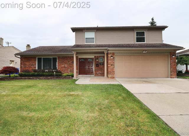 Property at 739 Kinloch St, Dearborn Heights, MI 48127, 3 beds, 3.5 baths