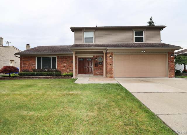 Property at 739 Kinloch St, Dearborn Heights, MI 48127, 3 beds, 3.5 baths