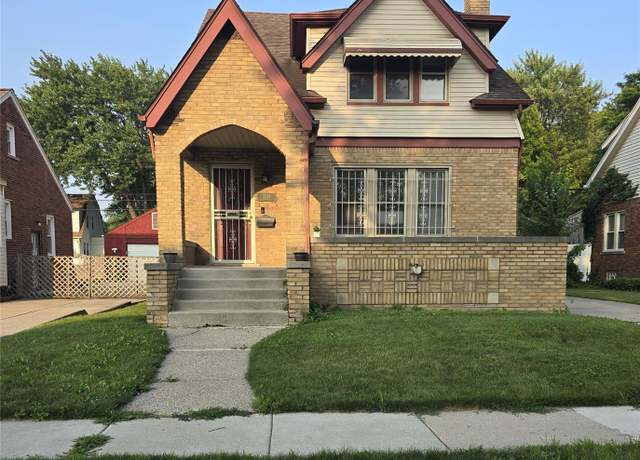 Property at 22154 Elmwood Ave, Eastpointe, MI 48021, 5 beds, 2 baths