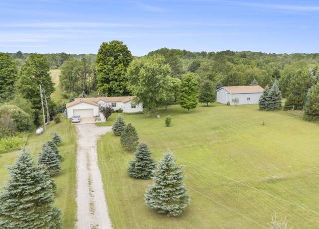 Property at 2779 N State Rd, Luther, MI 49656, 3 beds, 1.5 baths