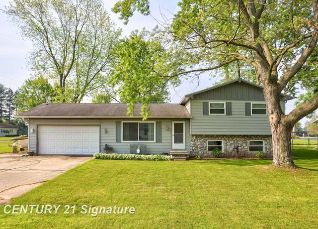 Property at 942 Wheelock St, Freeland, MI 48623, 4 beds, 1.5 baths