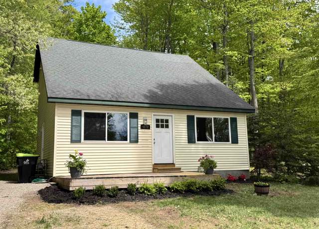 Property at 4872 E Shore Drive, NE, Kalkaska, MI 49646, 3 beds, 1.5 baths