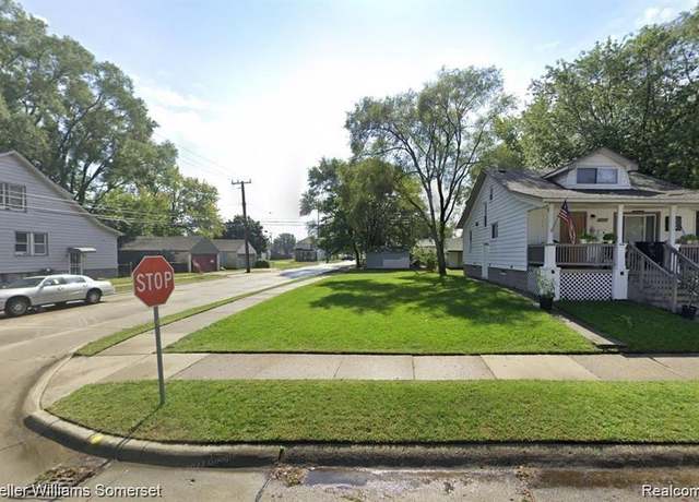 Property at 8128 Jackson Ave, Warren, MI 48089, 0.5 baths