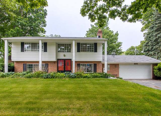 Property at 1231 Duckwood Ct, White Lake Charter Township, MI 48383, 4 beds, 2.5 baths