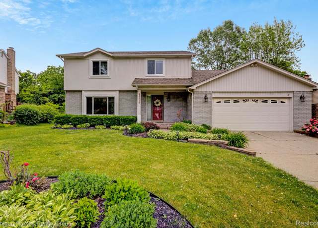 Property at 34516 Bunker Hill Dr, Farmington, MI 48331, 4 beds, 2.5 baths