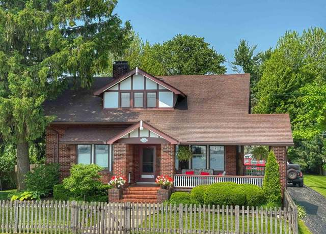 Property at 545 N Main St, Marine City, MI 48039, 4 beds, 2.5 baths
