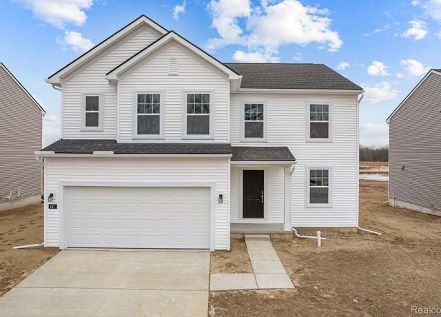 Property at 647 Countryside Dr, Chelsea, MI 48118, 4 beds, 2.5 baths