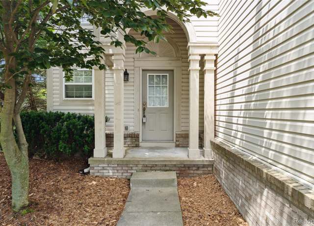 Property at 10074 Pond View Trl, Holly, MI 48442, 4 beds, 2.5 baths