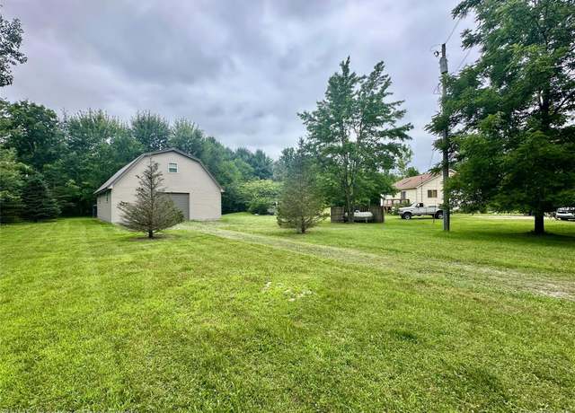 Property at 1921 N Gregory Rd, Fowlerville, MI 48836, 3 beds, 2 baths