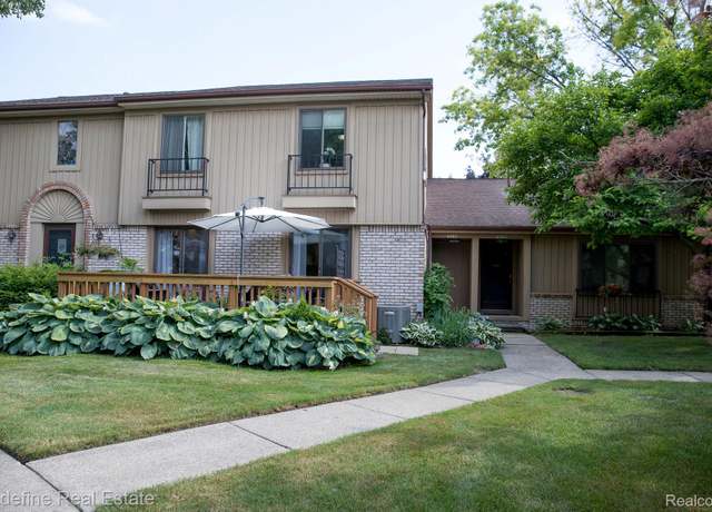 Property at 41565 Bedford Dr, Canton Charter Township, MI 48187, 2 beds, 1.5 baths