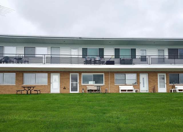 Property at 444 N Main St, Marine City, MI 48039, 1 bed, 1 bath