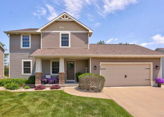 Property at 8680 Ashland Pl, Freeland, MI 48623, 3 beds, 2.5 baths