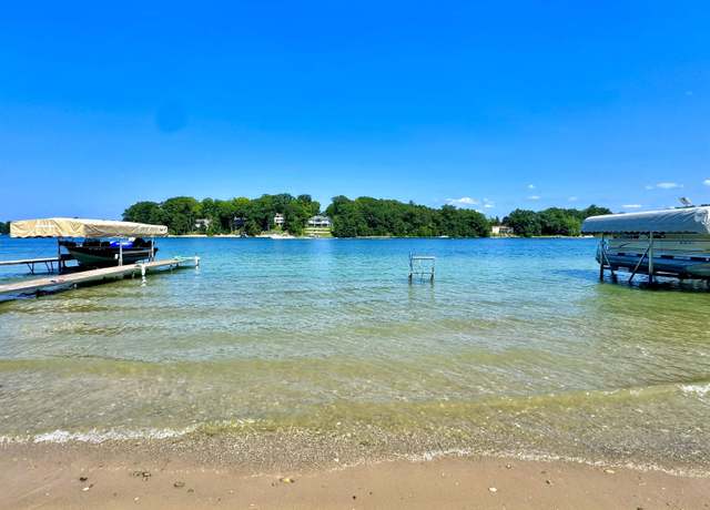 Property at 220 NW Silver Lake Rd, Garfield Charter Township, MI 49685, 3 beds, 2 baths