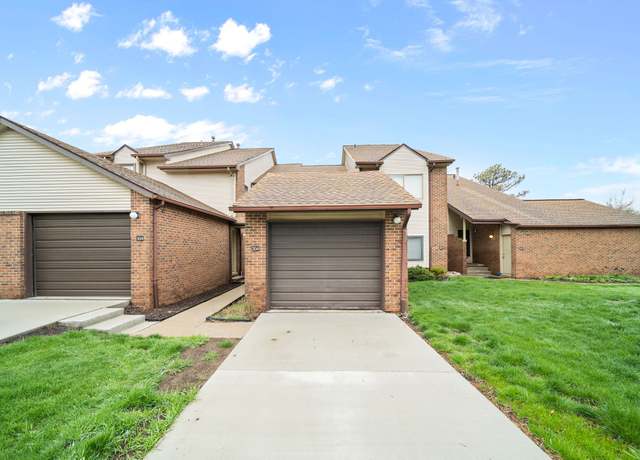 Property at 6540 Ridgefield Cir #204, West Bloomfield, MI 48322, 2 beds, 2 baths